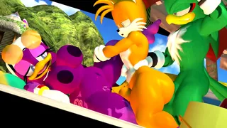 Sandwich Tails Scene