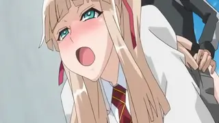Adolescente anime formosa che prende un cazzo enorme
